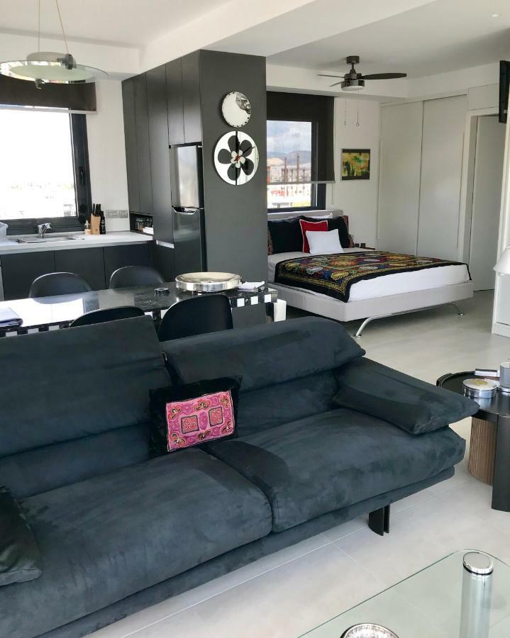 Stylish Penthouse With Acropolis And 360 View Διαμέρισμα Αθήνα Εξωτερικό φωτογραφία